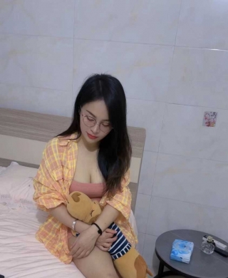 白云风骚白嫩女神-小语（热）